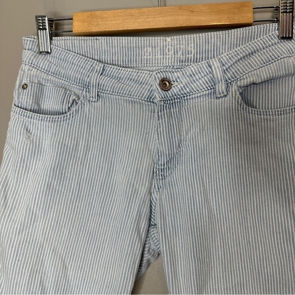 Zara basics distressed striped raw hem skinny leg jeans - Picture 4 of 10